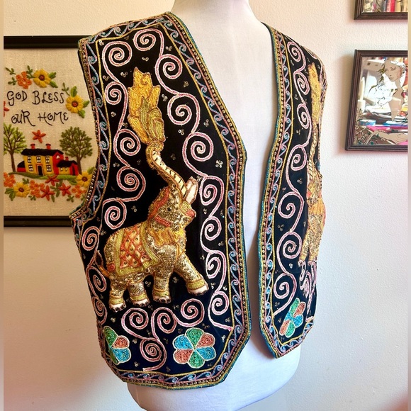 Vintage Hippie Elephant Embroidered Velvet Vest - Picture 1 of 9